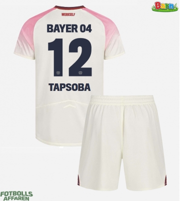 Bayer Leverkusen Edmond Tapsoba #12 Bortaställ Barn 2025-26 Kortärmad (+ Korta byxor)